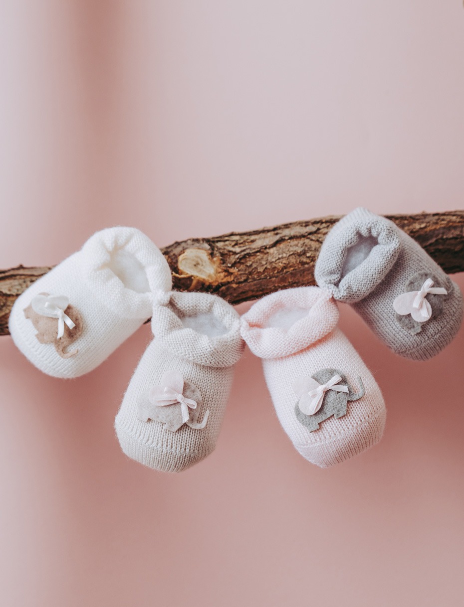 Wool baby booties with small elephant