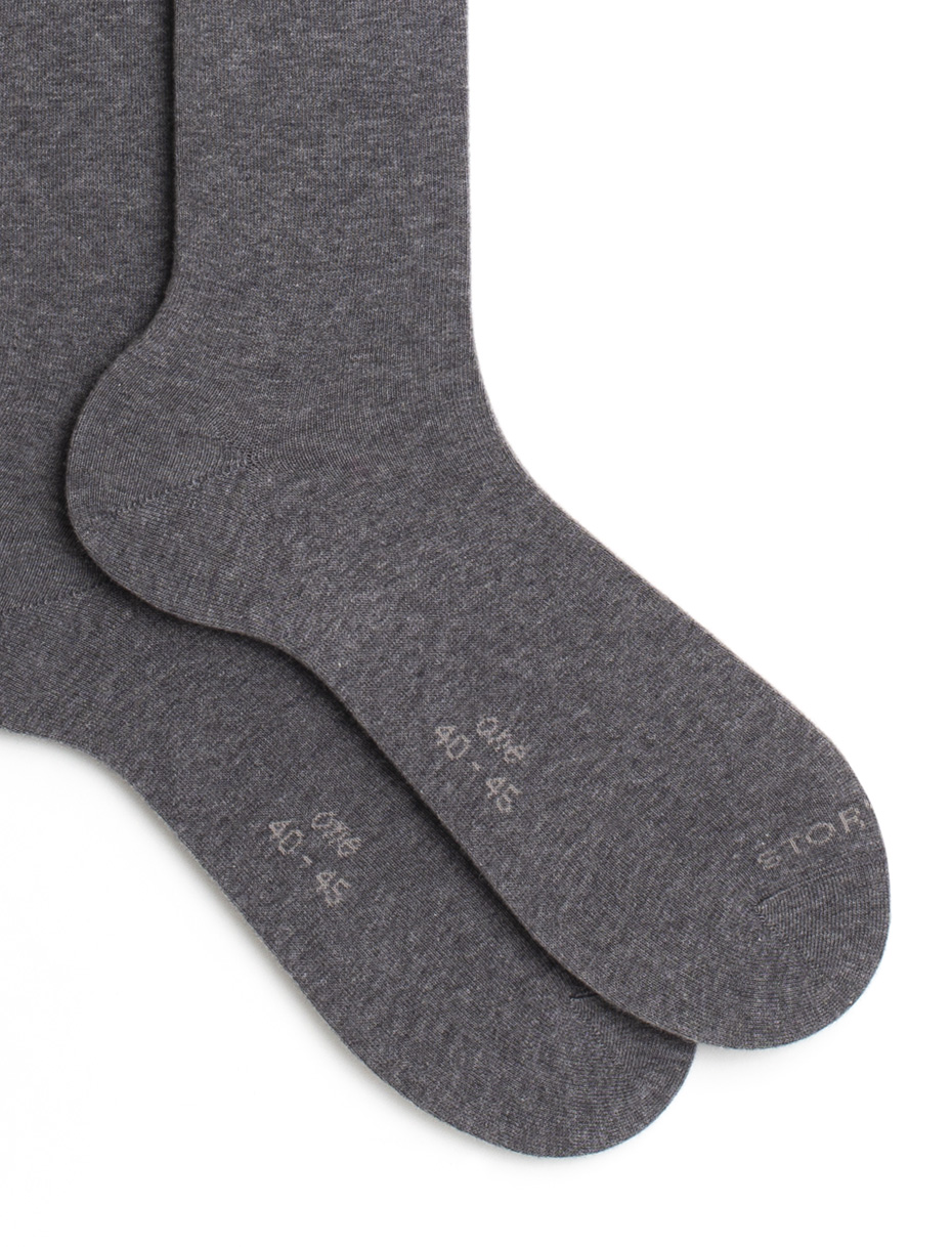 Plain knit long socks in soft cotton ONE