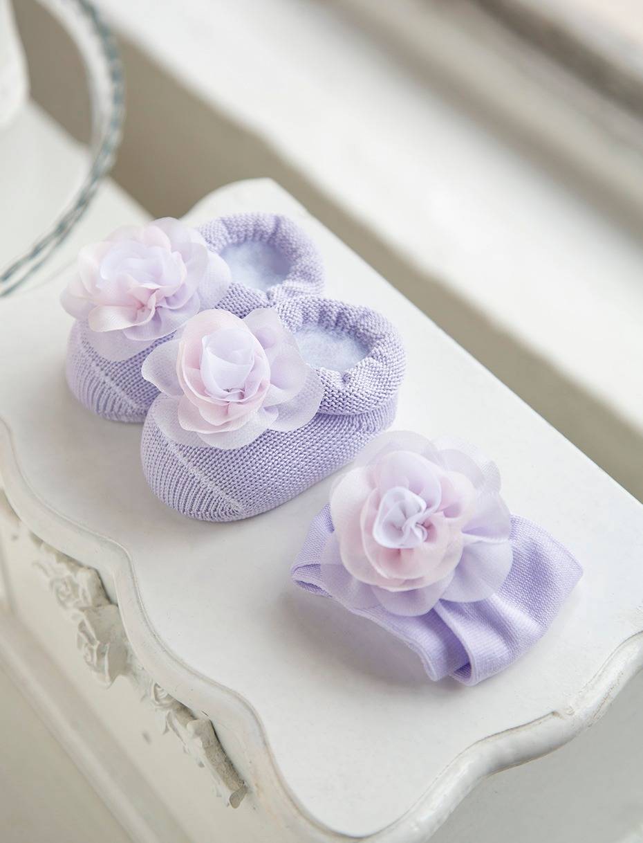 Lilac cotton gift box with chiffon flower