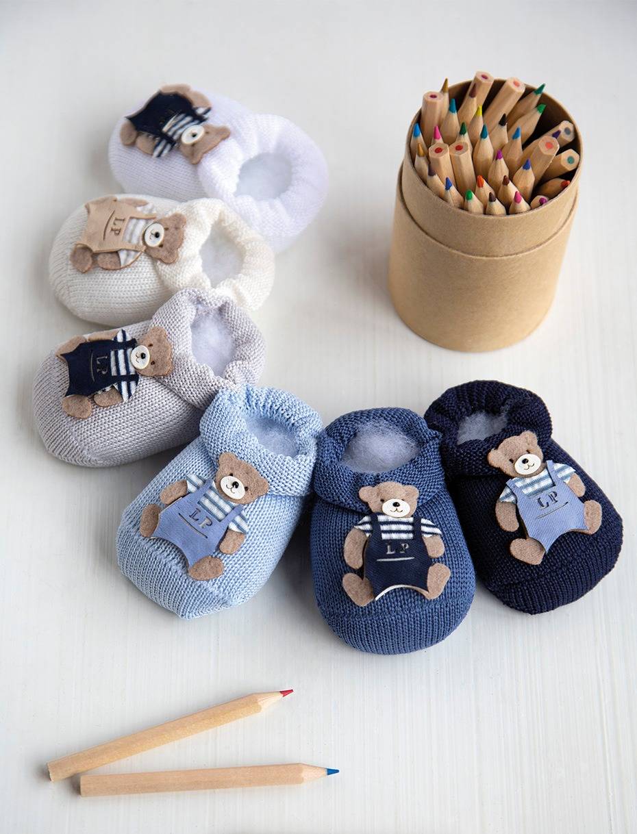 Cotton baby booties with bear 