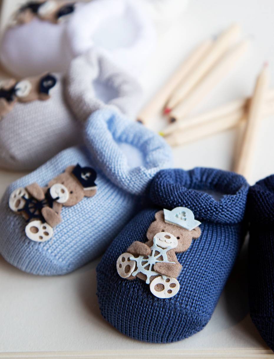 Cotton baby booties with sailor bear 
